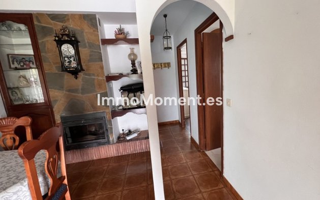 Revente - Villa - Estepona  - Selwo