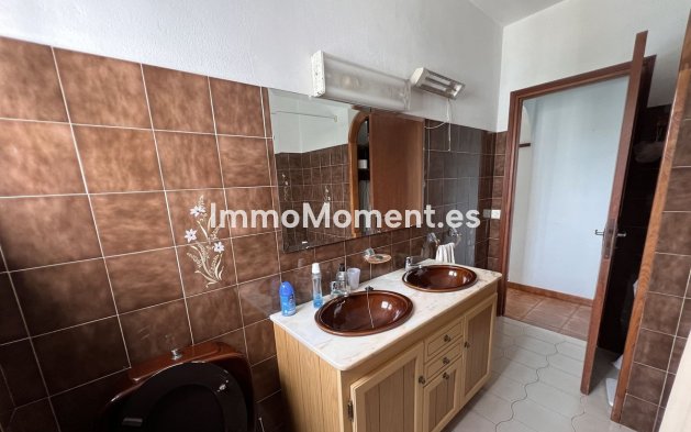 Revente - Villa - Estepona  - Selwo