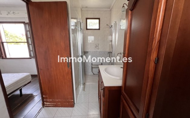 Revente - Villa - Estepona  - Selwo