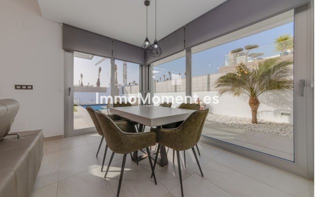 Wiederverkauf - Villa - Guardamar del Segura - Urbanización El Raso