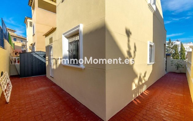 Resale - Villa - Orihuela - Orihuela Costa