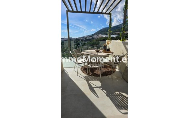 Resale - Apartment - Benalmadena - Benalmadena Centro