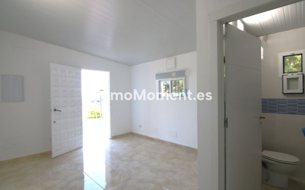 Wiederverkauf - Villa -   Inländisch - Alora