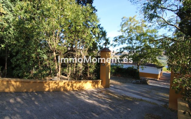 Wiederverkauf - Villa -   Inländisch - Alora