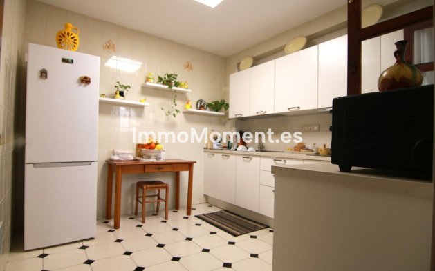 Reventa - Adosado - Interior  - Coín