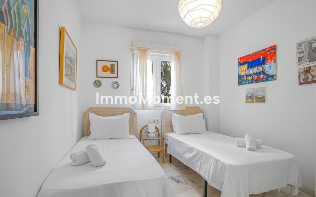 Resale - Apartment - Mijas - Calahonda