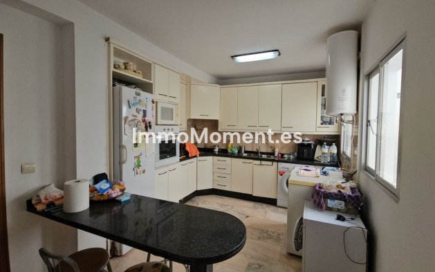 Reventa - Apartamento - Estepona  - Estepona Centro