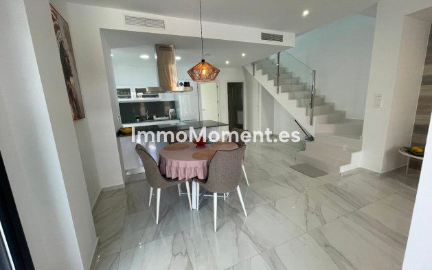 Resale - Villa - Benijofar