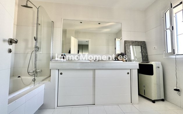 Wiederverkauf - Villa - Mijas - Mijas Costa