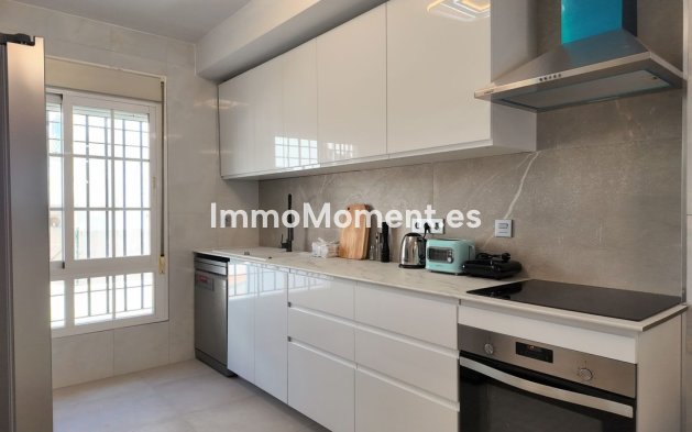 Resale - Villa - Benalmadena - Benalmadena Centro