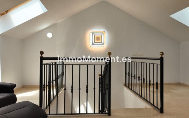 Resale - Villa - Benalmadena - Benalmadena Centro