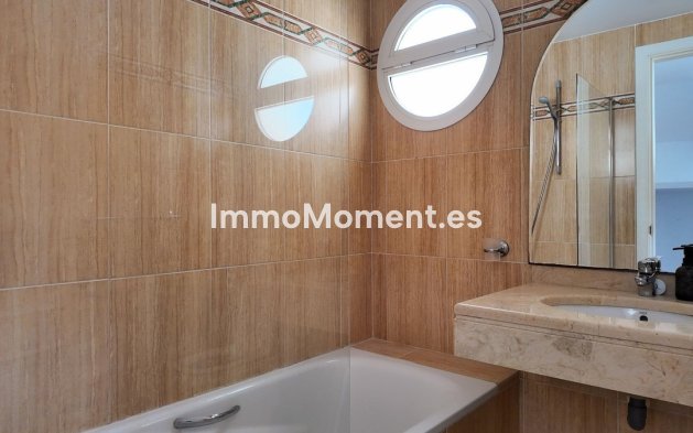 Resale - Villa - Benalmadena - Benalmadena Centro