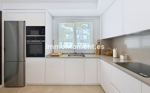 Wiederverkauf - Wohnung - Estepona  - Estepona Centro