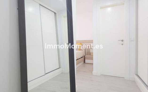 Resale - Apartment - Benalmadena - Benalmadena Costa
