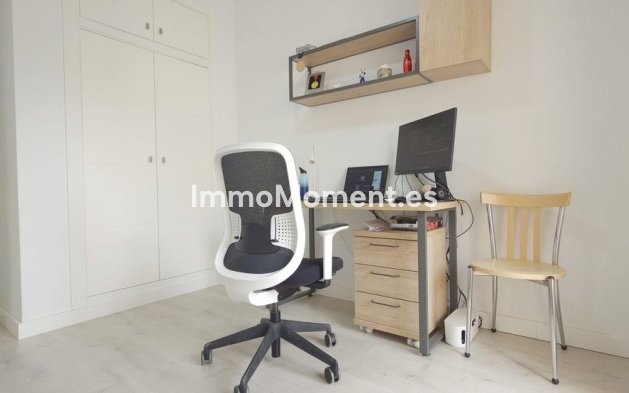 Resale - Apartment - Benalmadena - Benalmadena Costa