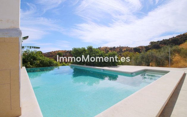 Revente - Maison de campagne - Intérieur                       - Coín