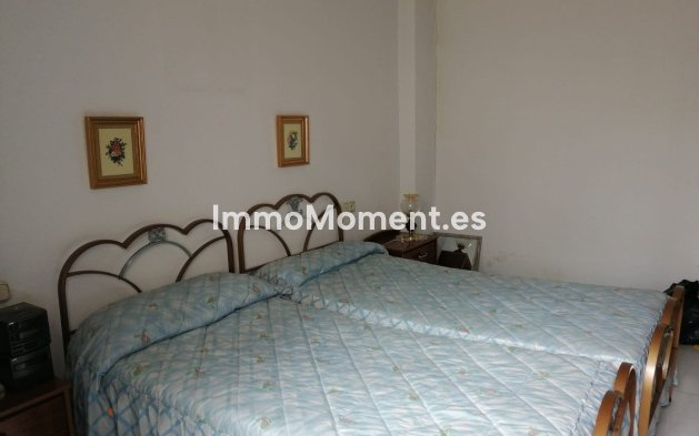 Bestaande woning - Geschakelde woning - Binnenland  - Alhaurín el Grande Centro