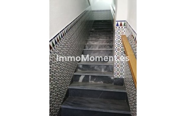 Bestaande woning - Geschakelde woning - Binnenland  - Alhaurín el Grande Centro