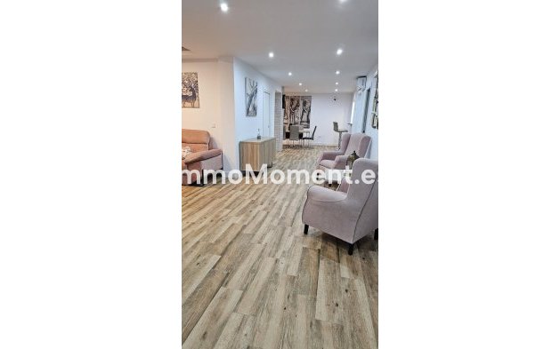 Reventa - Apartamento - Interior  - Coín