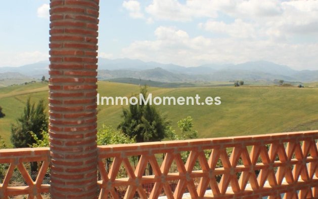 Reventa - Casa de campo - Interior  - Gibralgalia