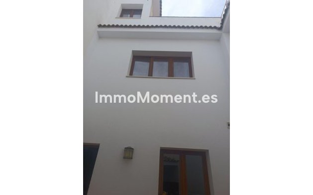 Revente - Villa - Intérieur                       - Guaro