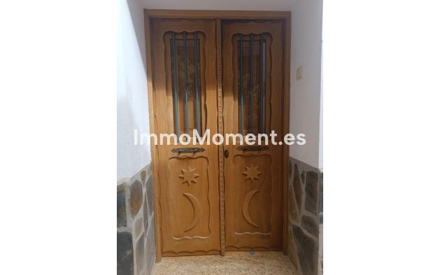 Revente - Villa - Intérieur                       - Guaro