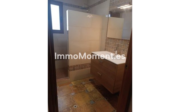 Revente - Villa - Intérieur                       - Guaro