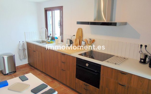 Revente - Maison de campagne - Intérieur                       - Monda