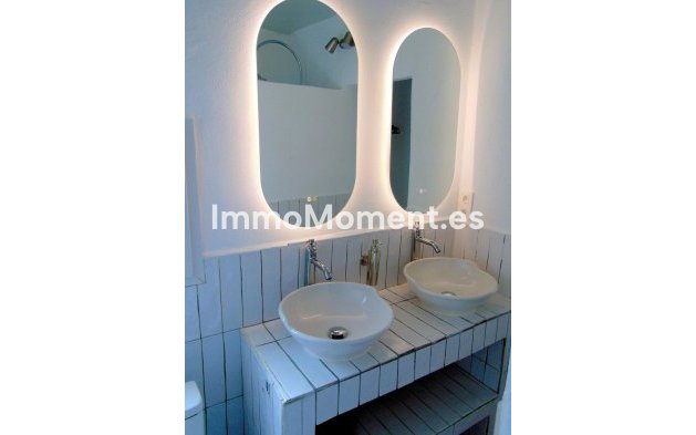 Revente - Maison de campagne - Intérieur                       - Monda