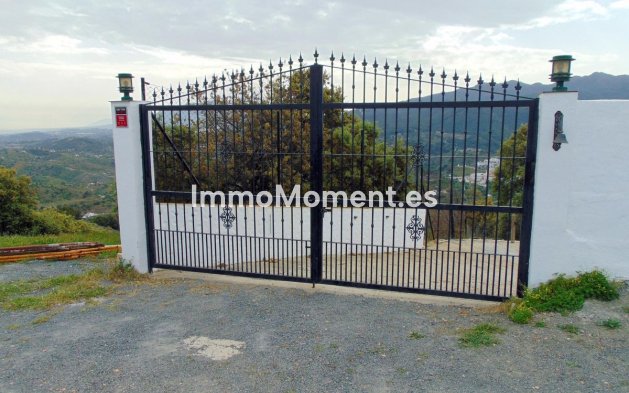 Revente - Maison de campagne - Intérieur                       - Monda