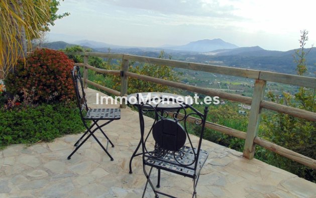 Revente - Maison de campagne - Intérieur                       - Monda