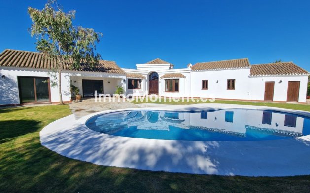 Revente - Villa - Sotogrande - Sotogrande Alto