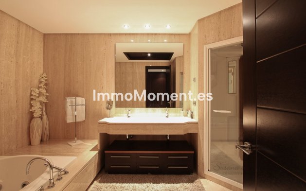 Wiederverkauf - Wohnung - Marbella - Puerto Banús