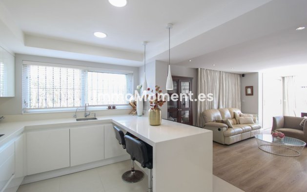 Wiederverkauf - Wohnung - Marbella - Guadalmina Alta