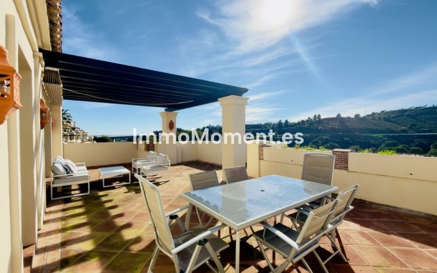 Resale - Apartment - Benahavís - Benahavís Centro
