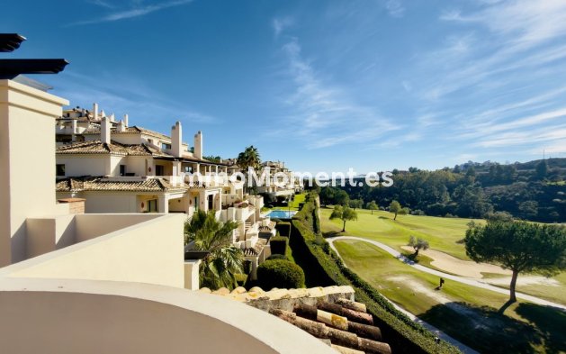 Resale - Apartment - Benahavís - Benahavís Centro