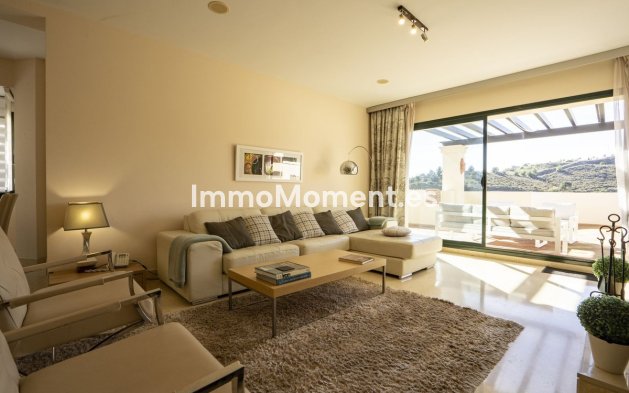 Resale - Apartment - Benahavís - Benahavís Centro