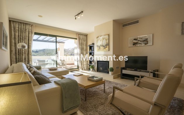 Resale - Apartment - Benahavís - Benahavís Centro