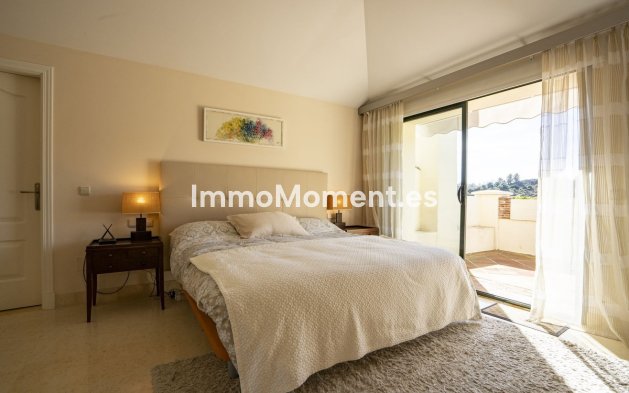 Resale - Apartment - Benahavís - Benahavís Centro