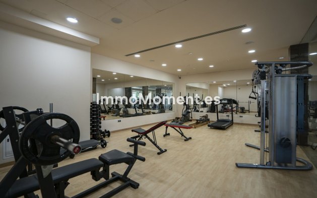 Resale - Apartment - Benahavís - Benahavís Centro