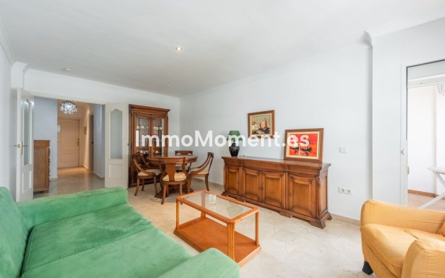 Revente - Appartement - Estepona  - Estepona Centro