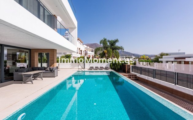 Wiederverkauf - Villa - Estepona  - Estepona Centro