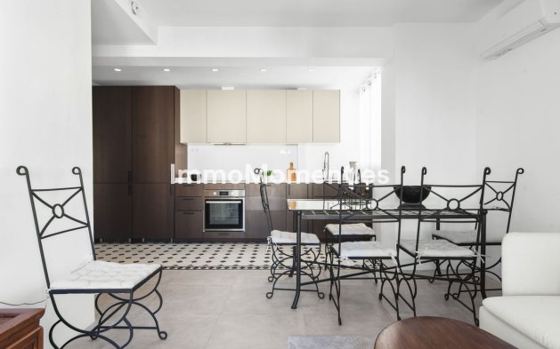 Bestaande woning - Appartement - Estepona  - Estepona Centro