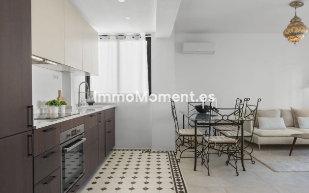 Bestaande woning - Appartement - Estepona  - Estepona Centro