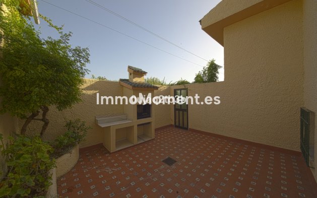 Wiederverkauf - Villa - Estepona  - New Golden Mile