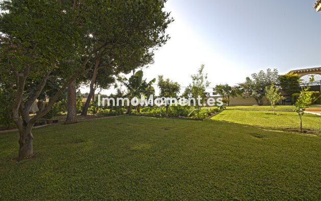 Wiederverkauf - Villa - Estepona  - New Golden Mile