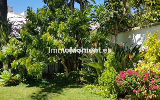 Wiederverkauf - Villa - Estepona  - New Golden Mile