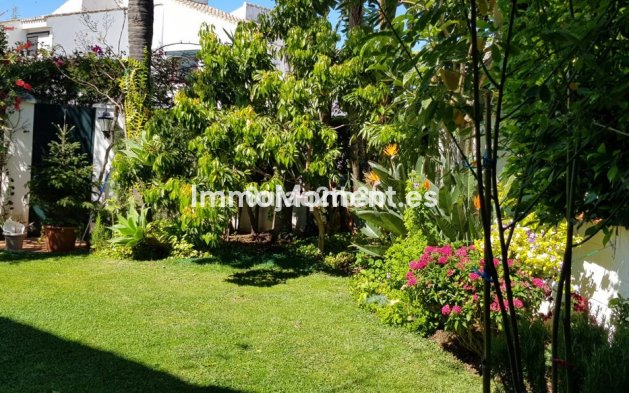 Wiederverkauf - Villa - Estepona  - New Golden Mile