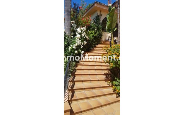 Wiederverkauf - Villa - Estepona  - New Golden Mile