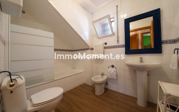 Wiederverkauf - Villa - Estepona  - Estepona Centro